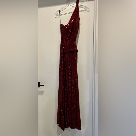 Nicole Bakti Burgundy Sequin Gown - Picture 5 of 13